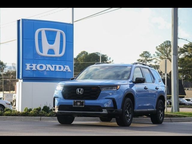 2025 Honda Pilot TrailSport