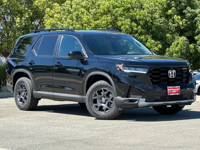 2025 Honda Pilot TrailSport