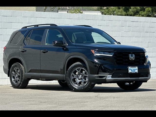 2025 Honda Pilot TrailSport