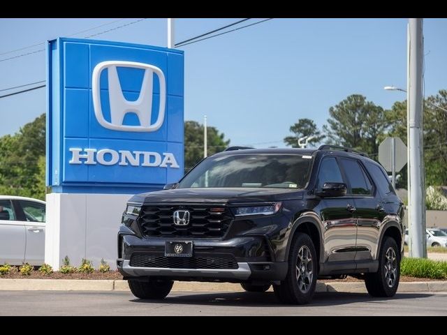 2025 Honda Pilot TrailSport