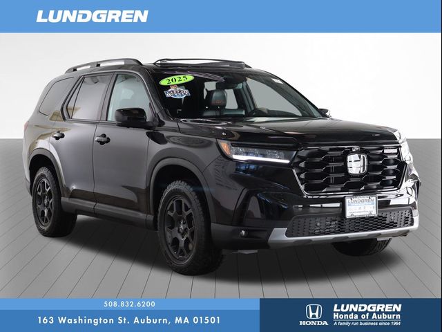 2025 Honda Pilot TrailSport