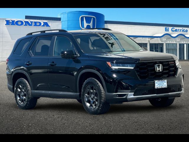 2025 Honda Pilot TrailSport