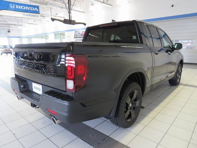 2025 Honda Ridgeline Black Edition