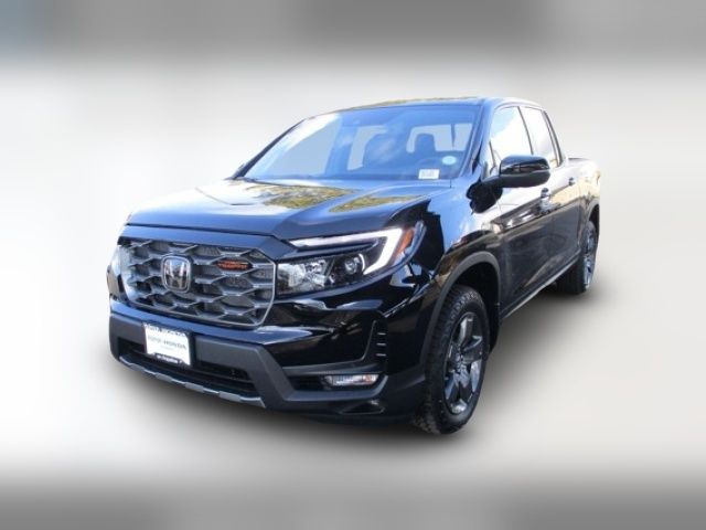 2025 Honda Ridgeline TrailSport+