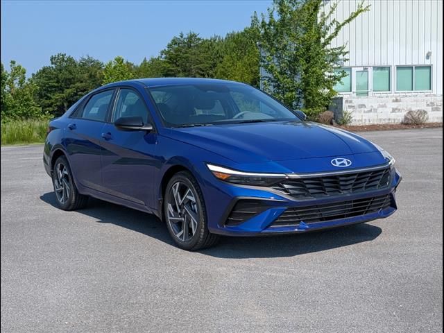 2025 Hyundai Elantra SEL Sport