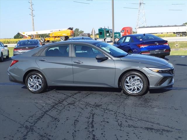 2025 Hyundai Elantra Hybrid Blue