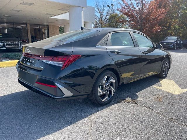 2025 Hyundai Elantra Hybrid Limited