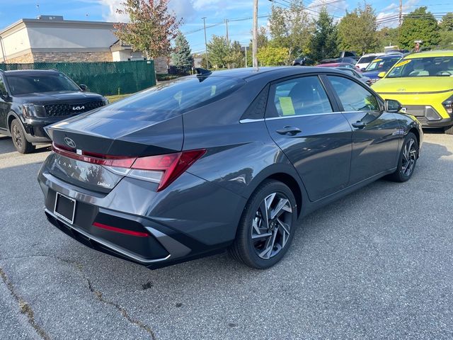 2025 Hyundai Elantra Limited