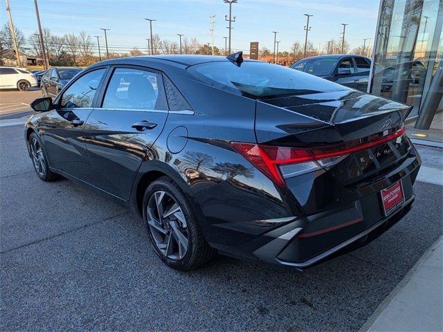 2025 Hyundai Elantra Limited