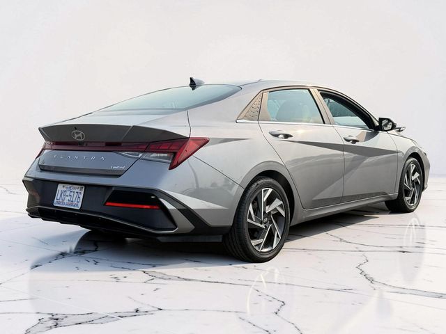 2025 Hyundai Elantra Limited