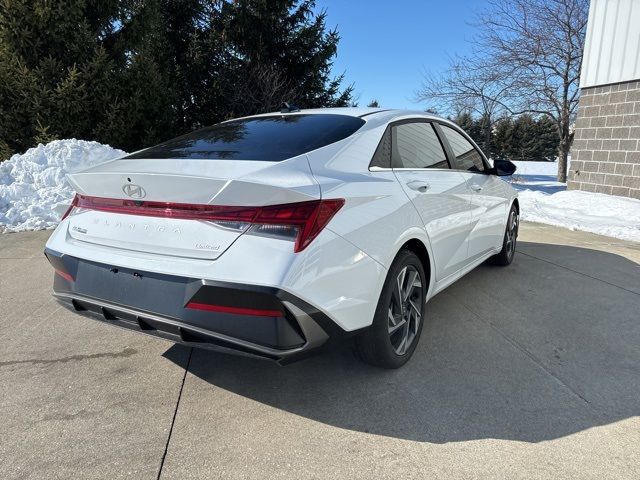 2025 Hyundai Elantra Limited