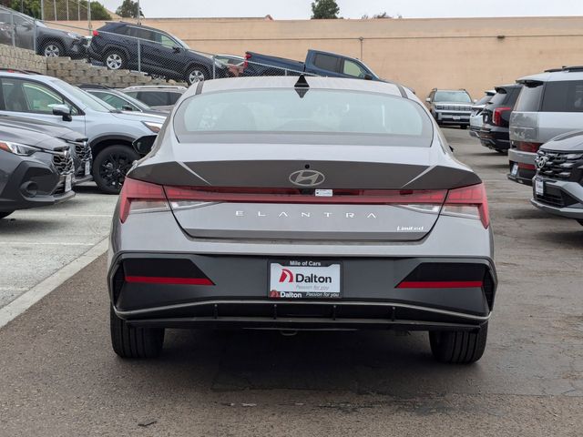 2025 Hyundai Elantra Limited