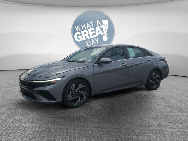 2025 Hyundai Elantra Limited
