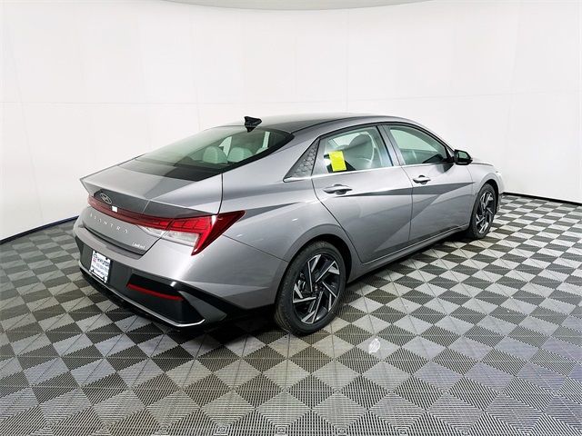 2025 Hyundai Elantra Limited