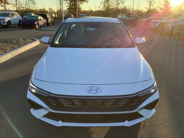 2025 Hyundai Elantra Limited