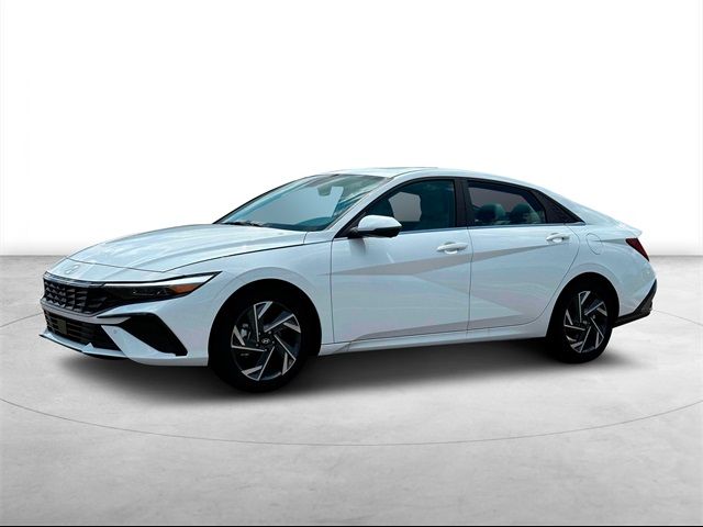 2025 Hyundai Elantra Limited