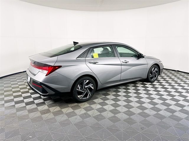 2025 Hyundai Elantra Limited