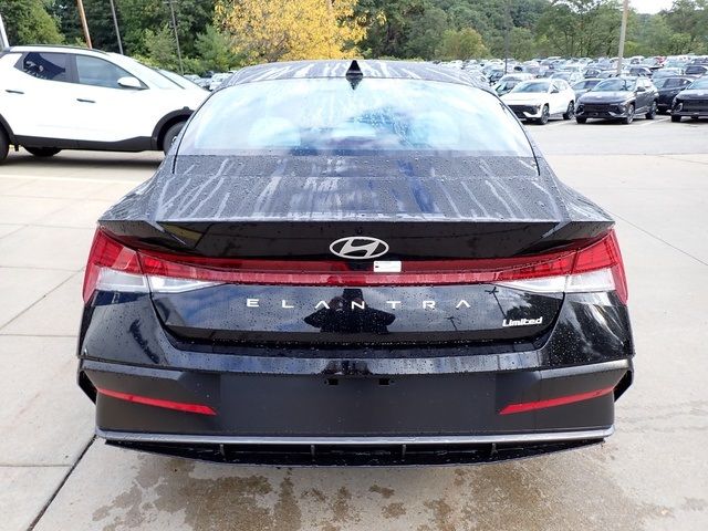 2025 Hyundai Elantra Limited