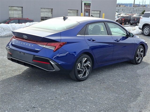 2025 Hyundai Elantra Limited