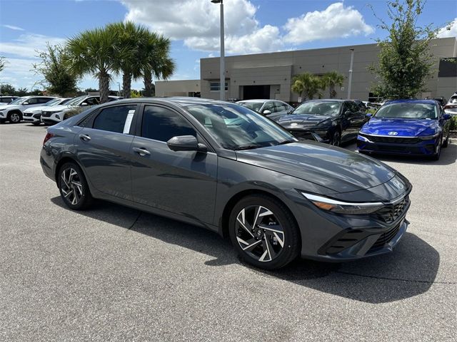 2025 Hyundai Elantra Limited