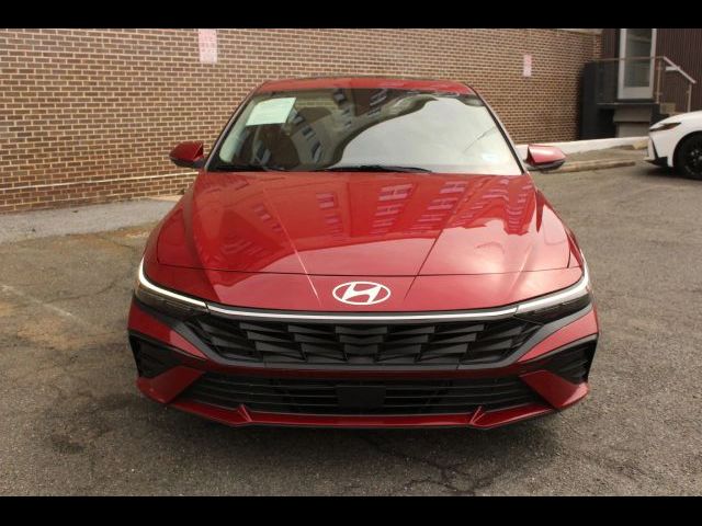 2025 Hyundai Elantra Limited