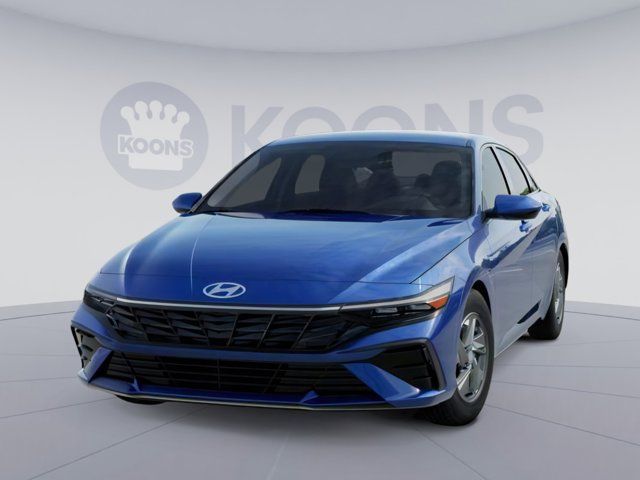 2025 Hyundai Elantra SE