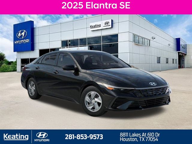 2025 Hyundai Elantra SE