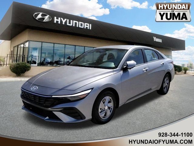 2025 Hyundai Elantra SE