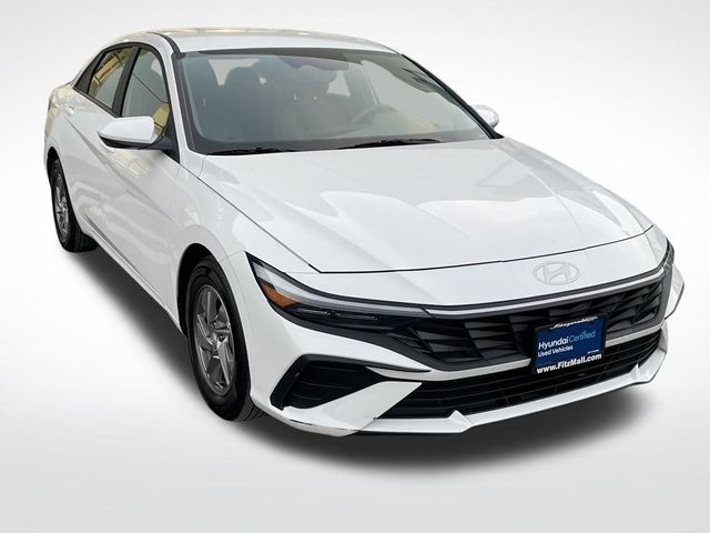 2025 Hyundai Elantra SE