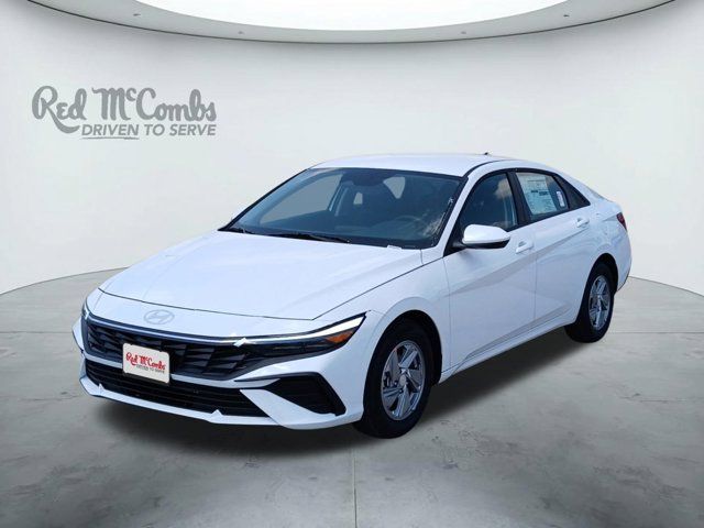 2025 Hyundai Elantra SE