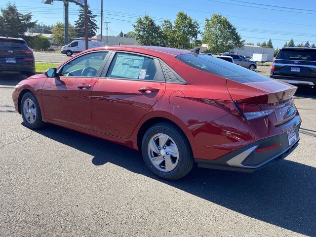 2025 Hyundai Elantra SE