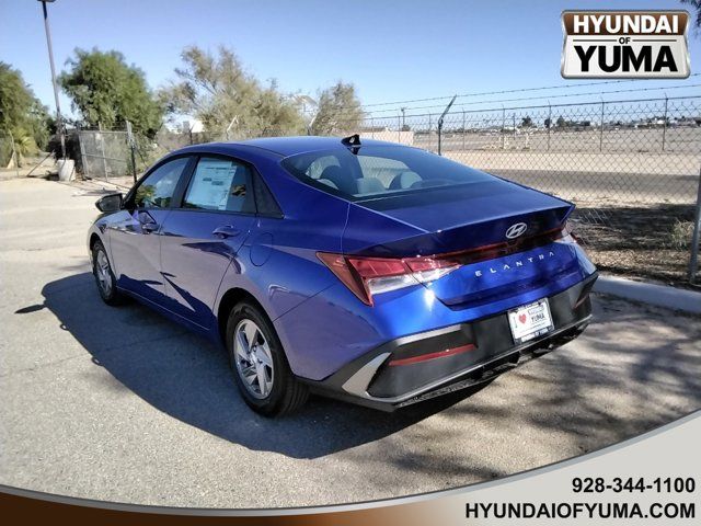 2025 Hyundai Elantra SE