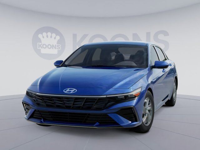2025 Hyundai Elantra SE