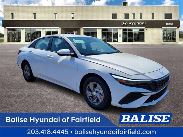 2025 Hyundai Elantra SE