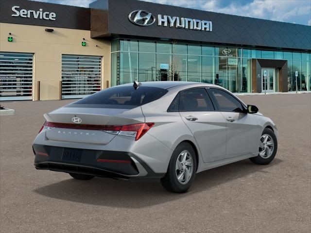 2025 Hyundai Elantra SE