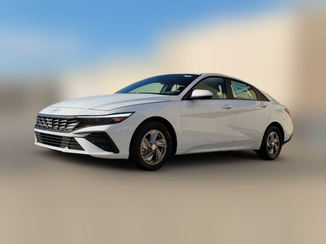 2025 Hyundai Elantra SE