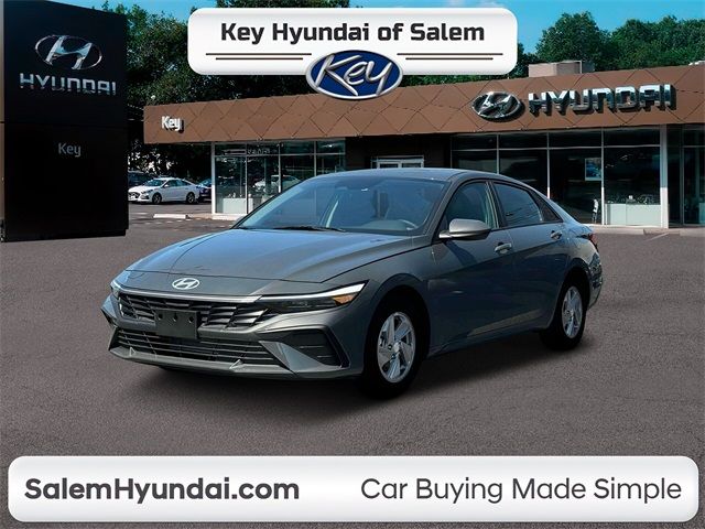 2025 Hyundai Elantra SE