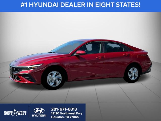 2025 Hyundai Elantra SE
