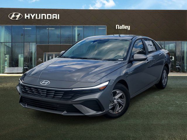 2025 Hyundai Elantra SE