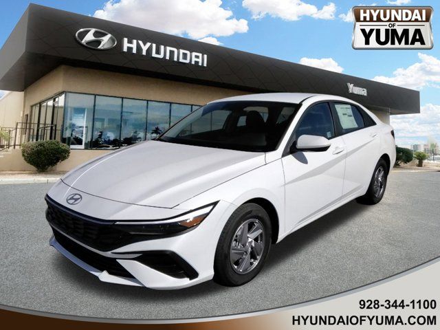 2025 Hyundai Elantra SE