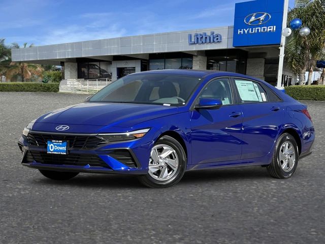 2025 Hyundai Elantra SE