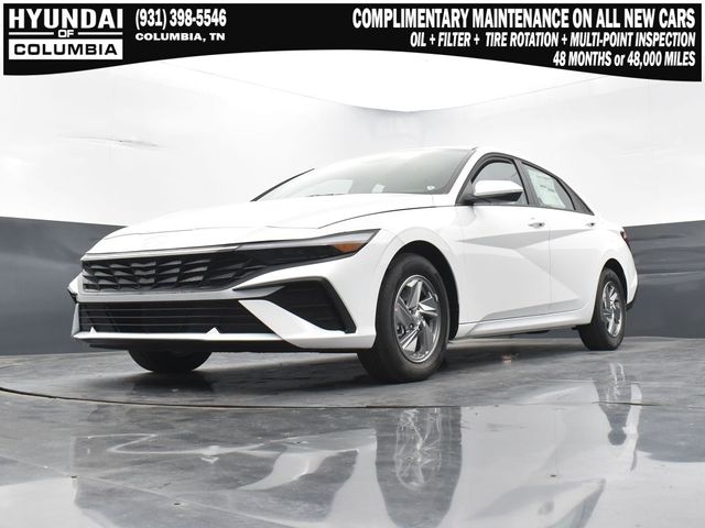 2025 Hyundai Elantra SE