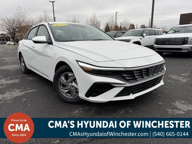 2025 Hyundai Elantra SE