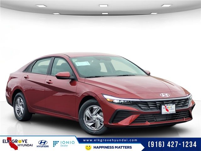 2025 Hyundai Elantra SE