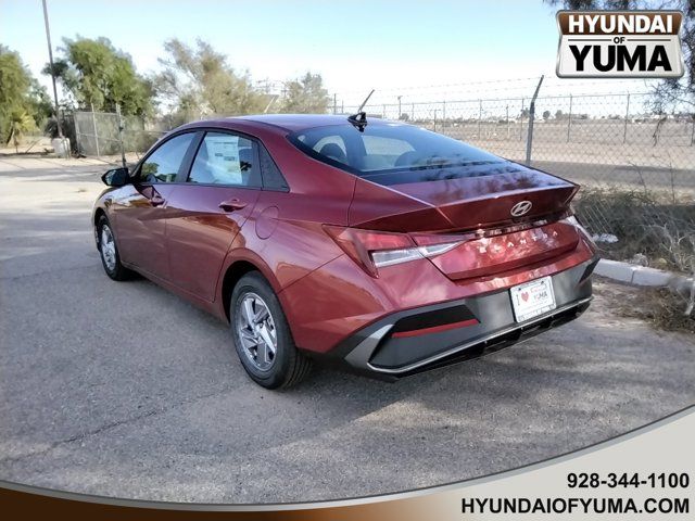 2025 Hyundai Elantra SE