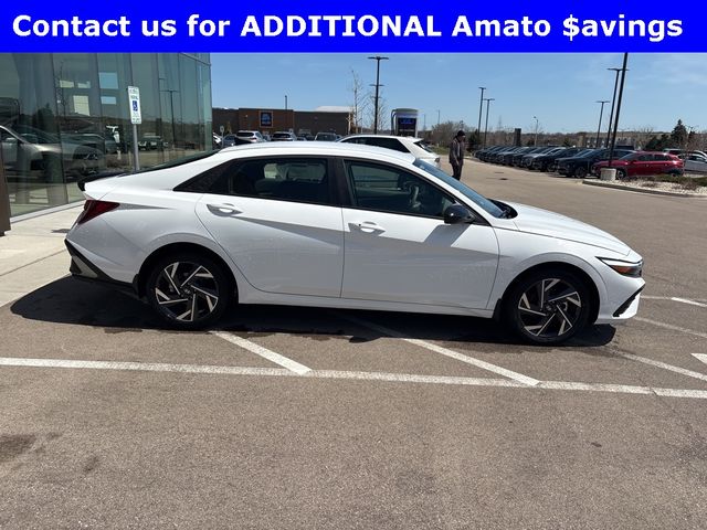 2025 Hyundai Elantra SEL Sport