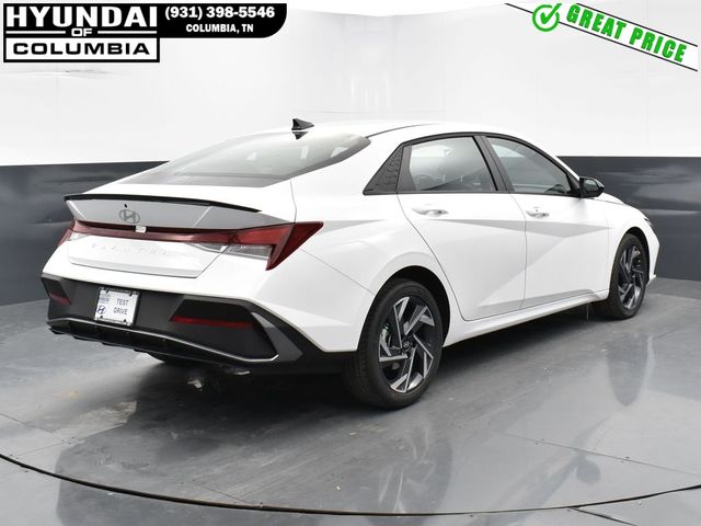 2025 Hyundai Elantra SEL Sport