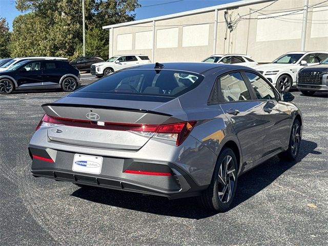 2025 Hyundai Elantra SEL Sport