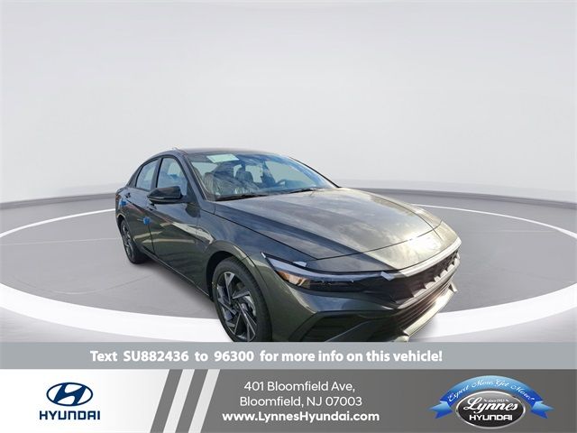 2025 Hyundai Elantra SEL Sport