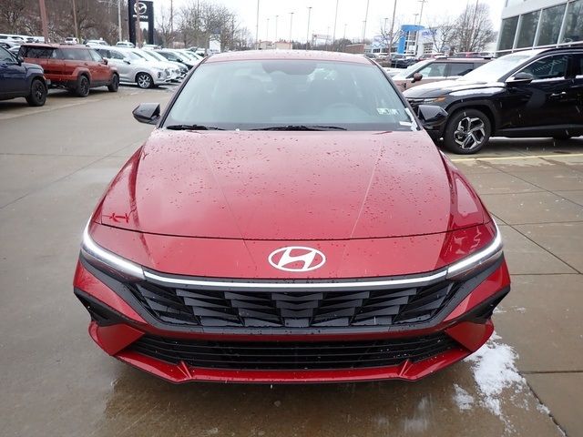 2025 Hyundai Elantra SEL Sport